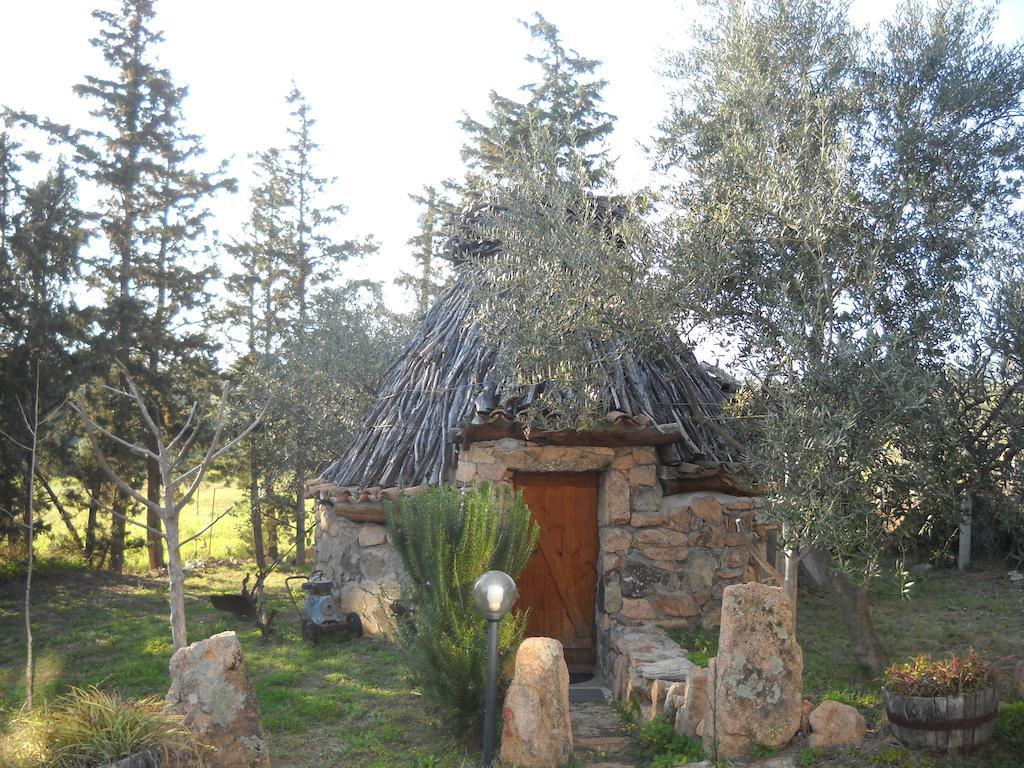 Munduge B&B Lotzorai Εξωτερικό φωτογραφία