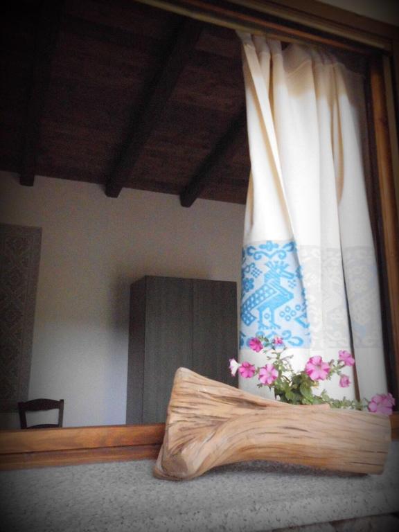 Munduge B&B Lotzorai Εξωτερικό φωτογραφία