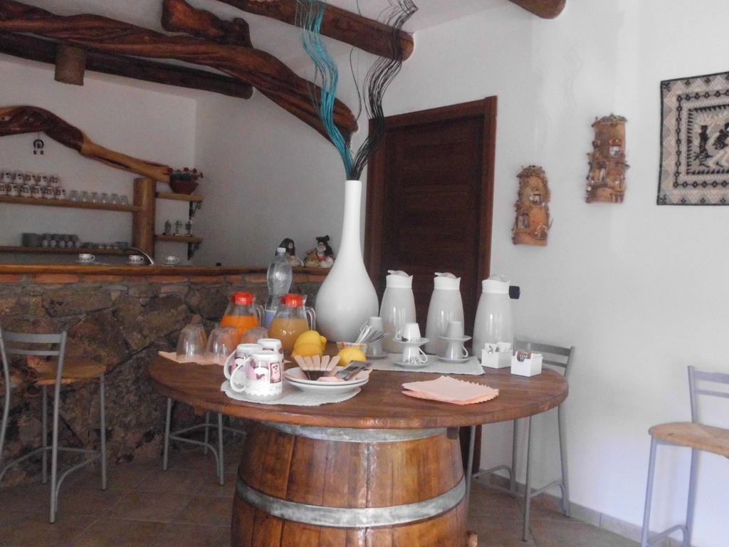 Munduge B&B Lotzorai Εξωτερικό φωτογραφία