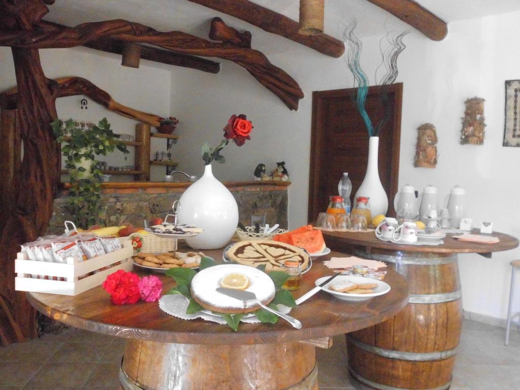 Munduge B&B Lotzorai Εξωτερικό φωτογραφία
