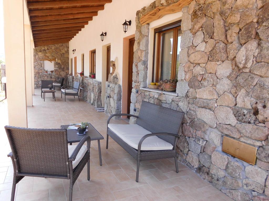 Munduge B&B Lotzorai Εξωτερικό φωτογραφία
