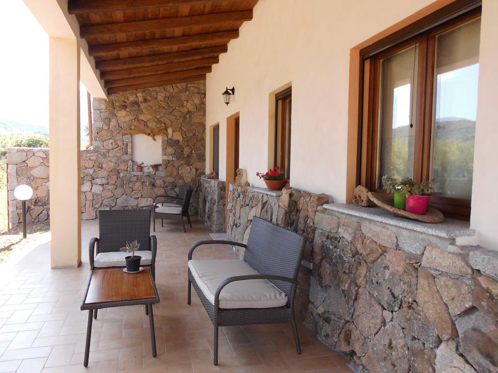 Munduge B&B Lotzorai Εξωτερικό φωτογραφία